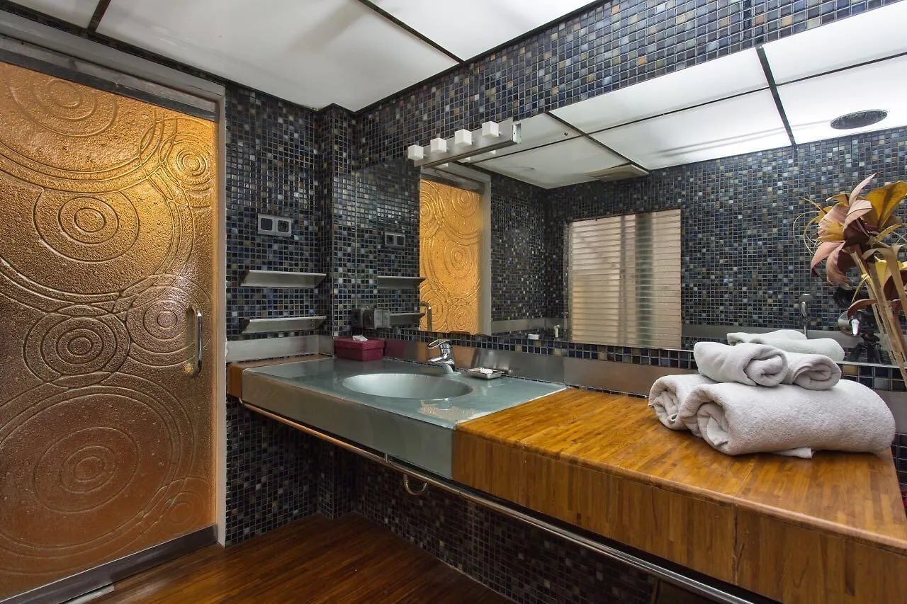 Sejuk Suites Legian  Aparthotel